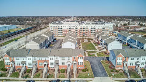 View/Area - 72 Nicholas Dr E, Des Plaines, IL 60016 photo 1 of 4