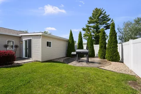 Exterior - 328 E South St, Kewanee, IL 61443 photo 9 of 12