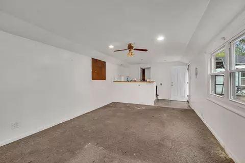 Living - 15641 Millard Ave, Markham, IL 60428 photo 4 of 4