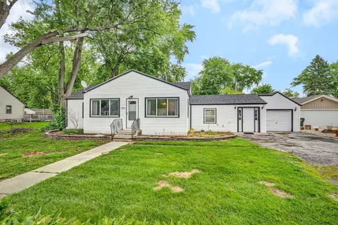 Exterior - 15641 Millard Ave, Markham, IL 60428 photo 1 of 6