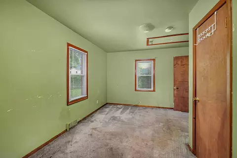 Bedroom - 15641 Millard Ave, Markham, IL 60428 photo 5 of 5