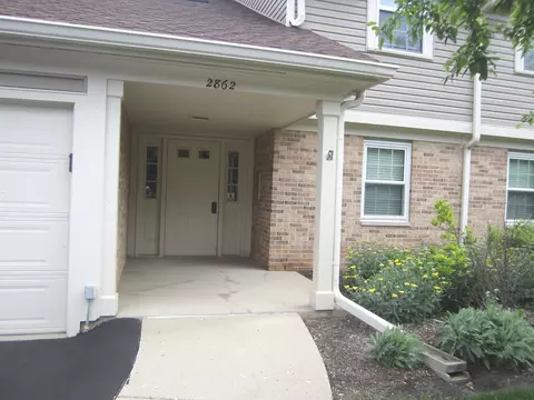 2862 Meadow Ln #X1, Schaumburg, IL 60193
