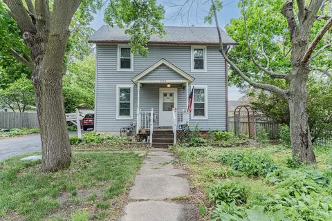 222 N Taylor St, Marengo, IL 60152