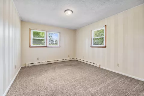 Bedroom - 817 Summit Dr, Lockport, IL 60441 photo 8 of 9