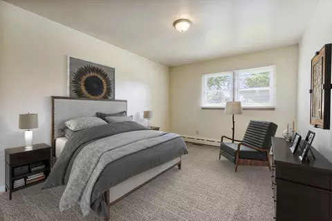 Bedroom - 817 Summit Dr, Lockport, IL 60441 photo 4 of 9