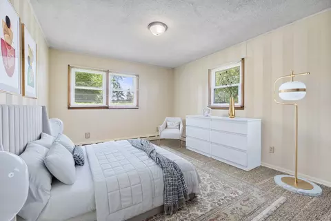 Bedroom - 817 Summit Dr, Lockport, IL 60441 photo 7 of 9