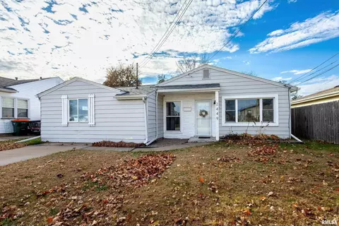 2449 W 13th St, Davenport, IA 52804
