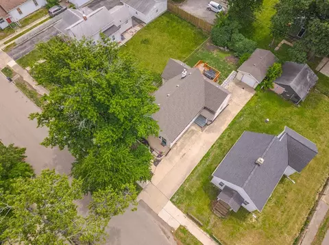 View/Area - 603 E Mill St, Bloomington, IL 61701 photo 1 of 2
