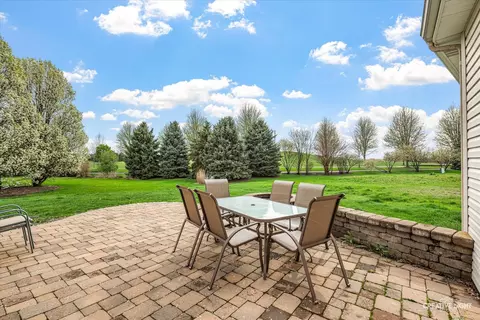 Exterior - 13002 Silverleaf Ct, Plainfield, IL 60585 photo 2 of 4