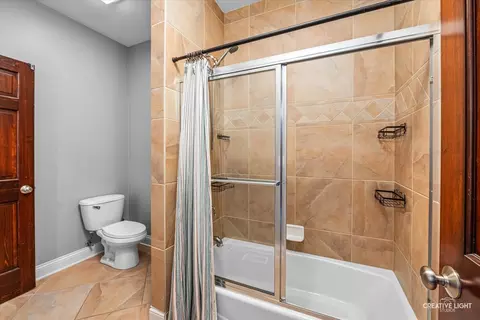 Bath - 13002 Silverleaf Ct, Plainfield, IL 60585 photo 6 of 6