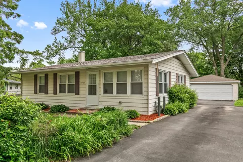 15403 Cherry Ln, Markham, IL 60428