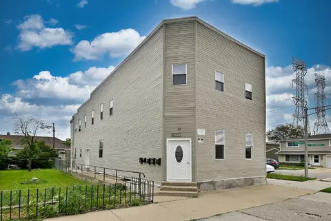 3324 E 136th St, Chicago, IL 60633