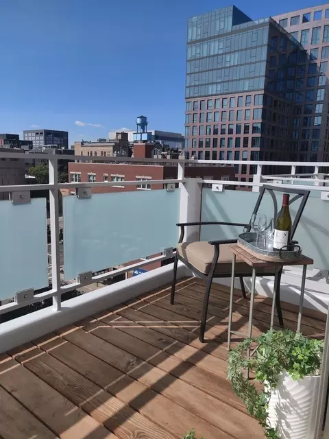 939 W Madison St #604, Chicago, IL 60607 photo 13