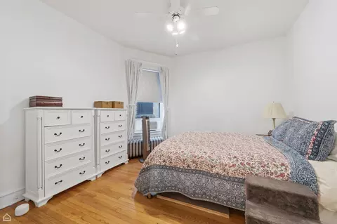 Bedroom - 1233 E 53rd St #2, Chicago, IL 60615 photo 1 of 4