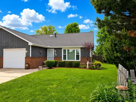 1000 W Mckinley Rd, Ottawa, IL 61350