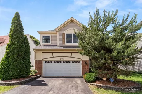 2143 Periwinkle Ln, Naperville, IL 60540