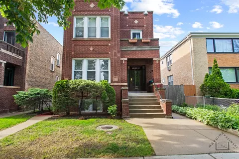5041 W Agatite Ave, Chicago, IL 60630