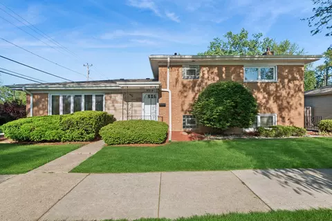 4159 Golf Rd, Skokie, IL 60076