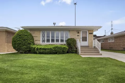 5129 N Chester Ave, Chicago, IL 60656