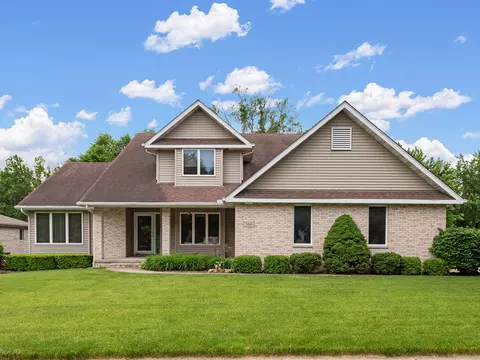 500 Rivers Edge Dr, Minooka, IL 60447