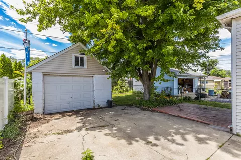 Exterior - 4024 Gage Ave, Lyons, IL 60534 photo 3 of 4