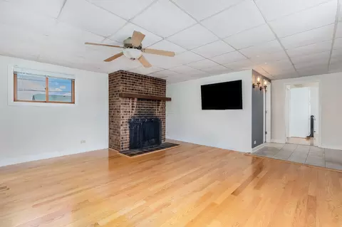 Living - 4024 Gage Ave, Lyons, IL 60534 photo 6 of 7