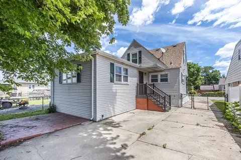 Exterior - 4024 Gage Ave, Lyons, IL 60534 photo 2 of 4