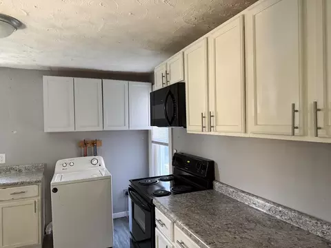 Kitchen - 2518 5th Ave, Moline, IL 61265 photo 1 of 2