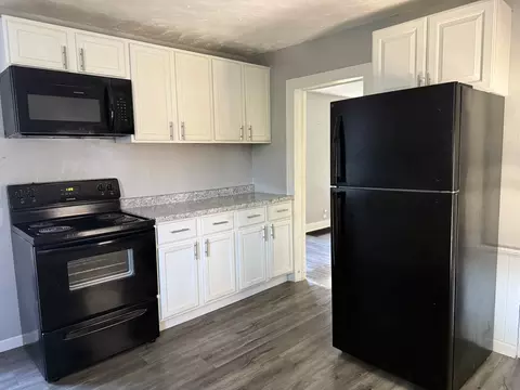 Kitchen - 2518 5th Ave, Moline, IL 61265 photo 2 of 2