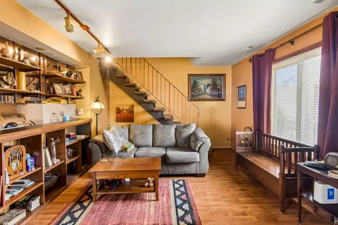 Living - 1541 Cornell Pl #0, Hoffman Estates, IL 60169 photo 2 of 3
