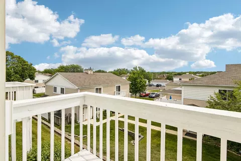 Exterior - 1541 Cornell Pl #0, Hoffman Estates, IL 60169 photo 3 of 7