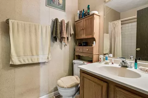 Bath - 1541 Cornell Pl #0, Hoffman Estates, IL 60169 photo 1 of 1