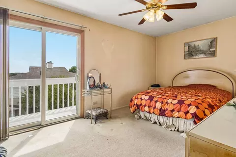 Bedroom - 1541 Cornell Pl #0, Hoffman Estates, IL 60169 photo 2 of 3