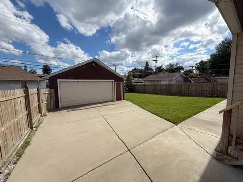 Exterior - 6507 W 41st St, Stickney, IL 60402 photo 2 of 4