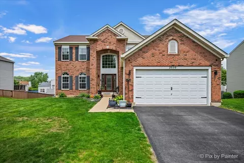2030 Westbury Ln, Aurora, IL 60502