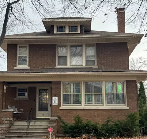 16 Manor Ct, Joliet, IL 60436
