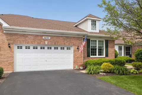 2893 Bond Cir #2893, Naperville, IL 60563