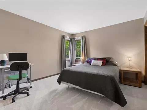 Bedroom - 3517 Turnberry Dr, Mchenry, IL 60050 photo 4 of 5