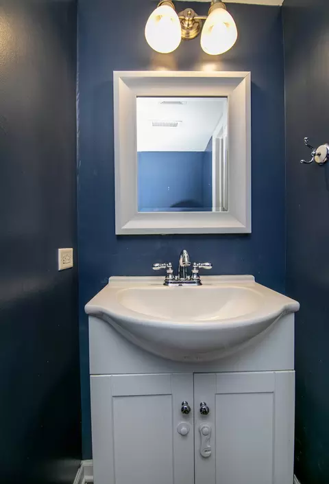 Bath - 5301 Whisper Meadow Ct, Plainfield, IL 60586 photo 1 of 3
