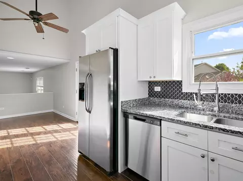 Kitchen - 5301 Whisper Meadow Ct, Plainfield, IL 60586 photo 2 of 2