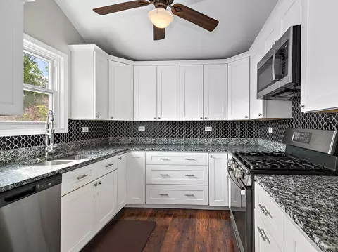 Kitchen - 5301 Whisper Meadow Ct, Plainfield, IL 60586 photo 1 of 2