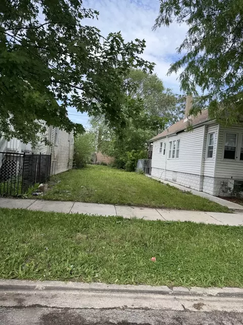 6744 S Claremont Ave, Chicago, IL 60636