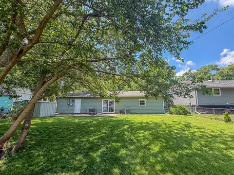 Exterior - 1116 Centennial Dr, Champaign, IL 61821 photo 9 of 12