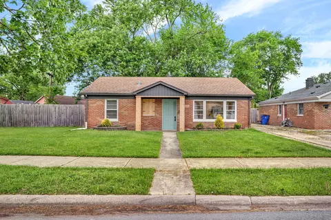 11660 S Harry J Rogowski Dr, Merrionette Park, IL 60803