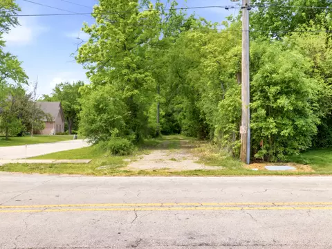 7 N650 Sayer Rd, Bartlett, IL 60103 photo 3