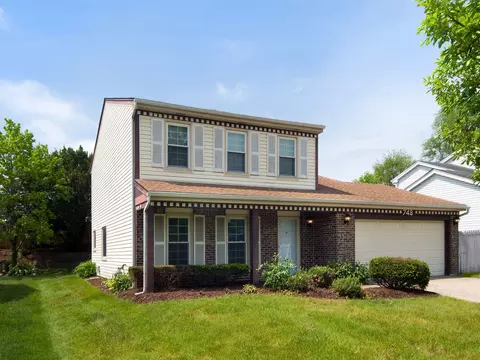 748 Berwick Pl, Roselle, IL 60172