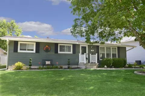 706 Catlin St, Ottawa, IL 61350