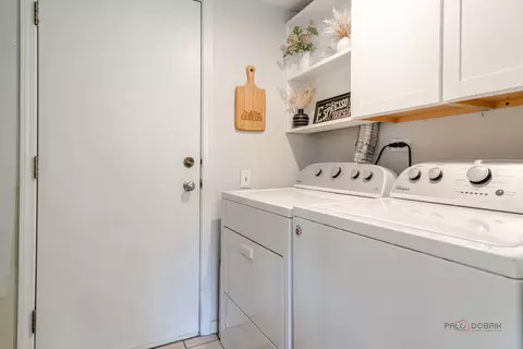 Other - 4692 N Sapphire Dr, Hoffman Estates, IL 60192 photo 4 of 4