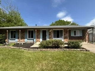 800 Waverly Ave, Streamwood, IL 60107