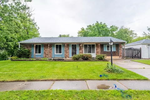 800 Waverly Ave, Streamwood, IL 60107